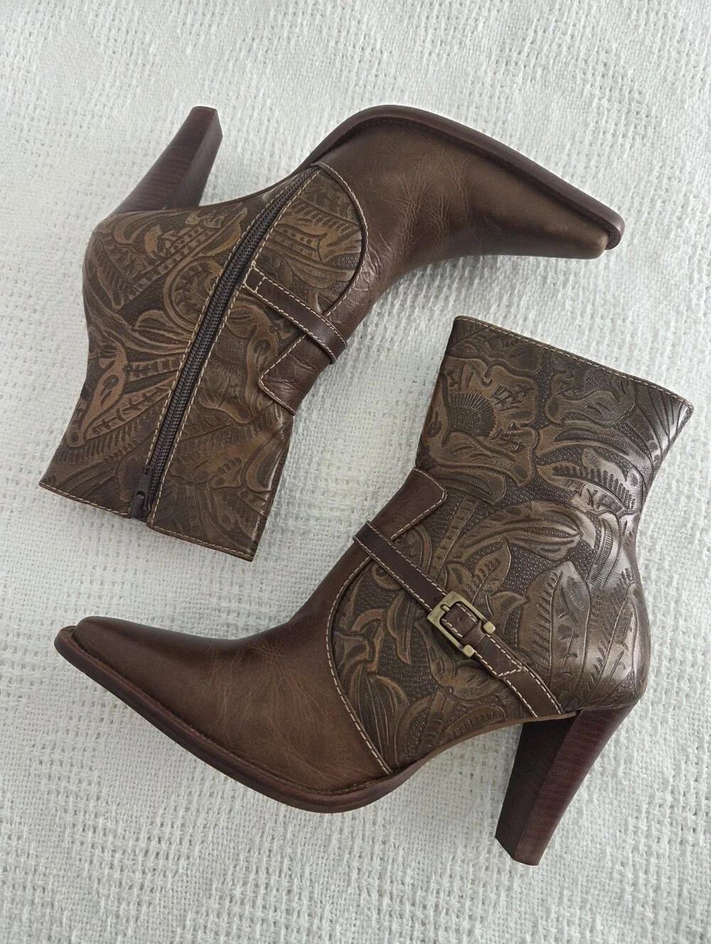 Worthington Brown Leather Embossed Tooled Heeled Ankle Boots Size 8M